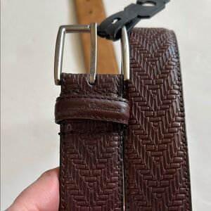 Tommy Bahama Brown Leather Belt 42/44